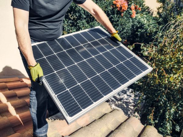 Découvrez comment un panneau solaire transforme votre courant en économies